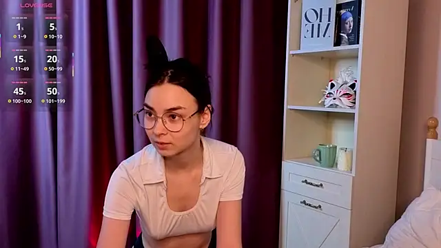 Онлайн чат XXX EddieChery