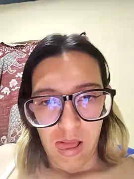 แชท XXX สดของ Greta_silber26