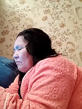 Zulfiya_Bruce Adlı Modelin Canlı XXX Sohbeti