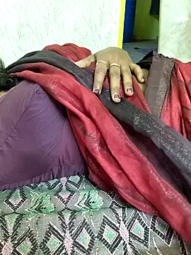 Honey_rosetamil's Live XXX Chat