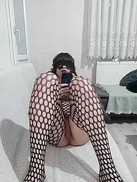 Sahracross: вебкам-шоу