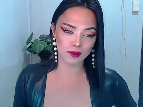 Webkamerová show AsianQueenAlexaXx