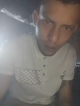 BenedettoMr69's Live XXX Chat