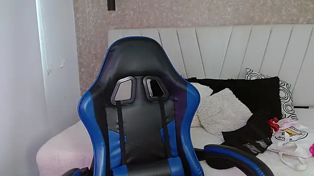 AliceSmity_: онлайн-секс-чат