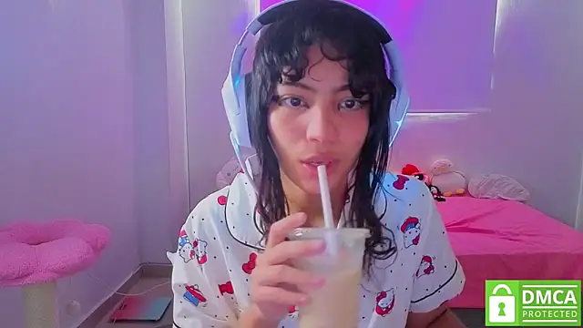 Lovelyamyy's Live XXX Chat