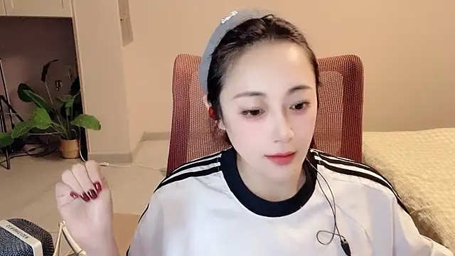 Daisy-77's Live XXX Chat