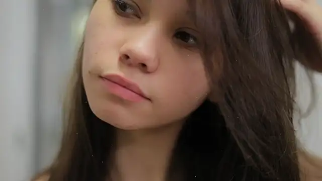 lovekissmes' Live XXX Chat