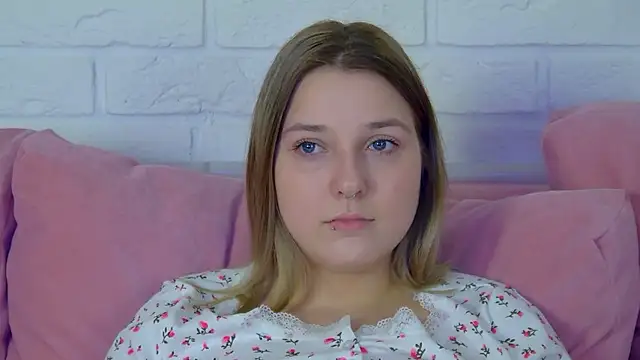 Chat XXX ao vivo de TinnaBurton