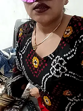 your-charu – Live XXX-chat