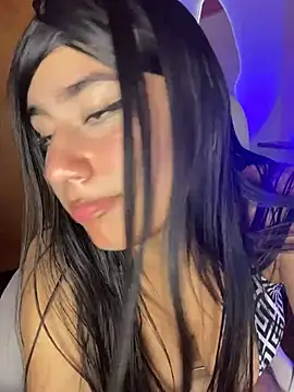 LOLA_BOOBSS Obrolan Langsung XXX