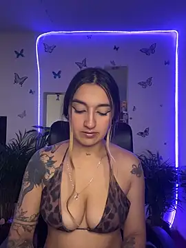 Lia-mitch Show Webcam