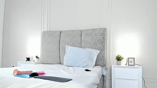 PenelopeSaenz_ élő XXX-chatje