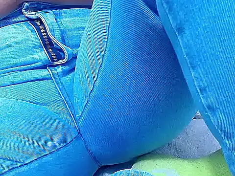 pervertt_sussy Chat XXX in diretta