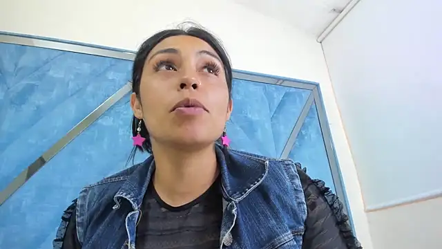 Aisha_09 Live XXX-Chat