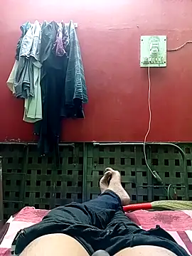 Playbo100 Adlı Modelin Canlı XXX Sohbeti