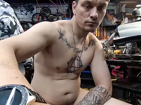 twistafatpipe Live XXX-Chat