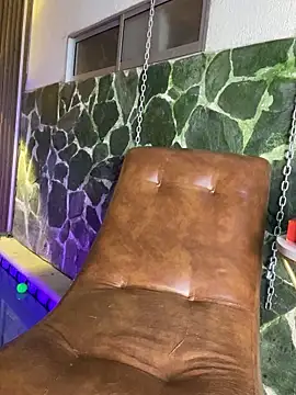 Chat +18 de Lorenn_Sweet ao vivo