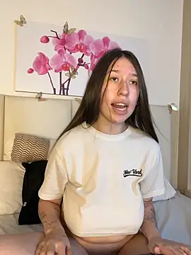 AmberVegaaのライブXXXチャット