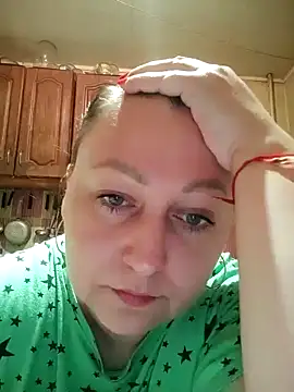 Chat +18 de Rini333 ao vivo