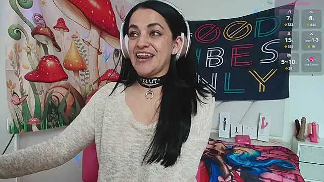 Chat +18 de LovelyAzucena ao vivo