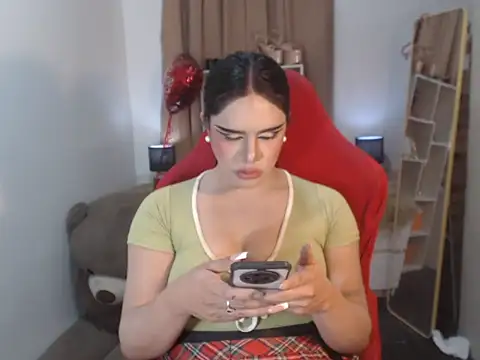 دردشة RebeccaTs الجنسية المباشرة