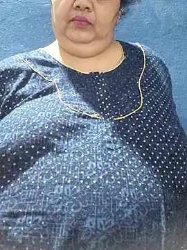 tamilthanushri – Naživo XXX chat