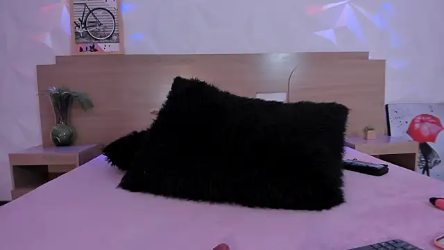 Chat XXX en directo de KittyVelve