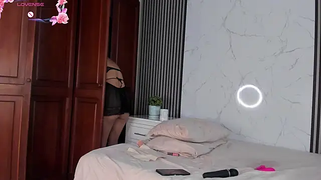 JackAndRosse_'s Live XXX Chat