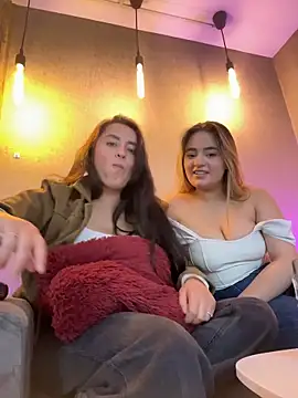 Онлайн чат XXX Antonella_Julieta