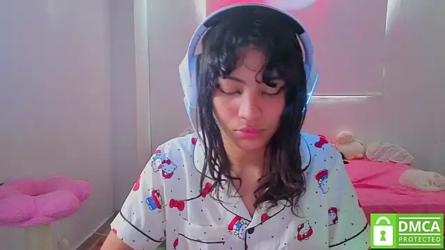 Chat +18 de Lovelyamyy ao vivo