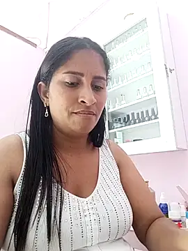 Chat XXX ao vivo de CarolinaNavas33
