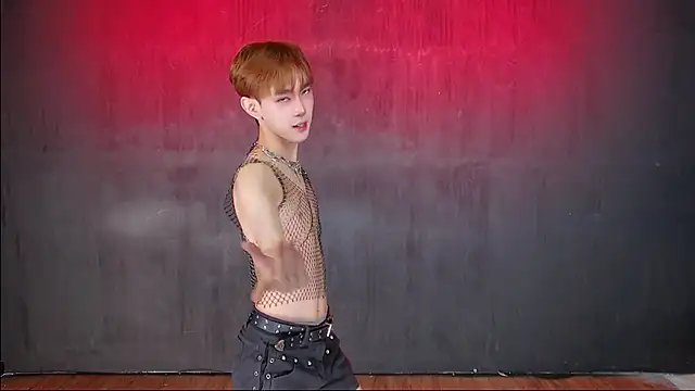 Queen-Vibe 在線直播表演