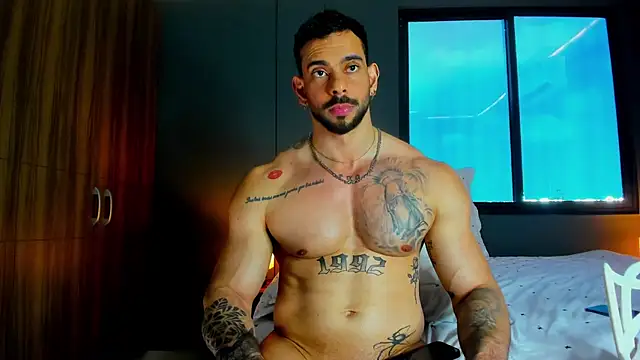 Pokazy przed kamerką – massimo_visconti