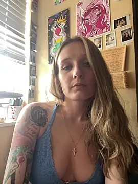 Chatroom XXX en direct de PeachyBabyx