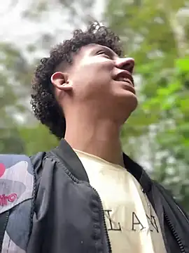 yoursexyjose 在線直播表演