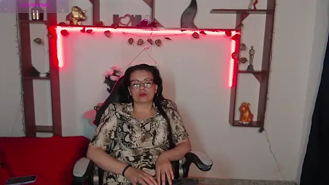 QueenRose94 – Live XXX-chat