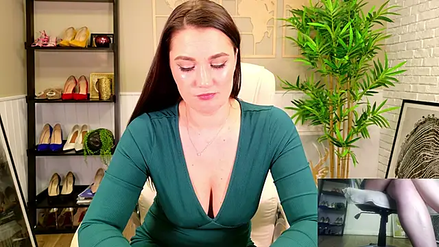 SelineSole Live XXX Chat