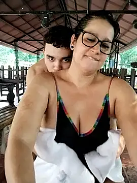 Czat XXX na żywo – keilymadam