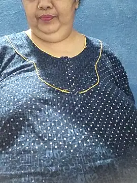 tamilthanushri Adlı Modelin Canlı XXX Sohbeti