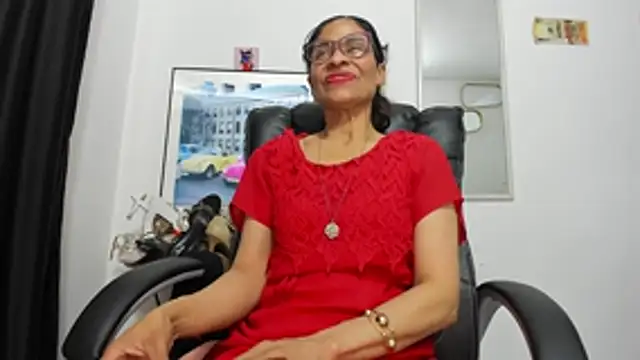 Aries_Mature Live XXX-Chat