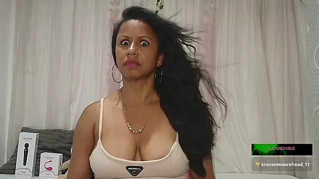 Catherine_mature45 Obrolan Langsung XXX