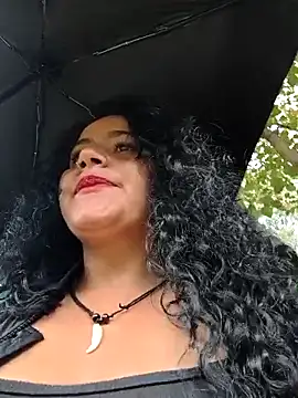 Chat +18 de Yaya_watson ao vivo