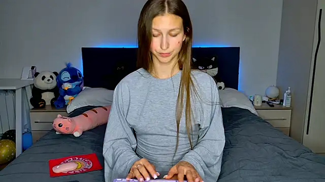 Онлайн чат XXX MissEmilyMiller