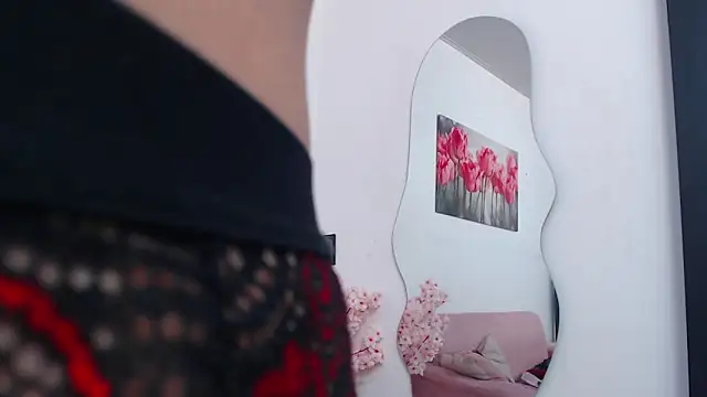 pinky_f00x's Live XXX Chat