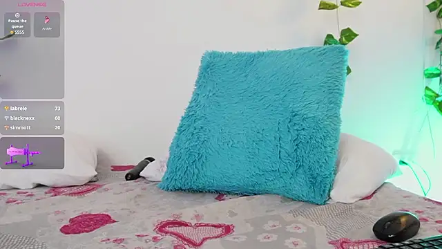 Chat XXX Live saraBow