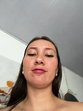 Chat +18 de Abby_Colyns23 ao vivo
