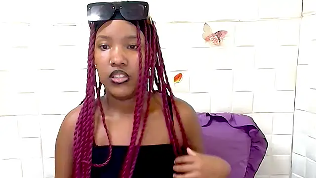 EroticSexyPrada 现场XXX聊天