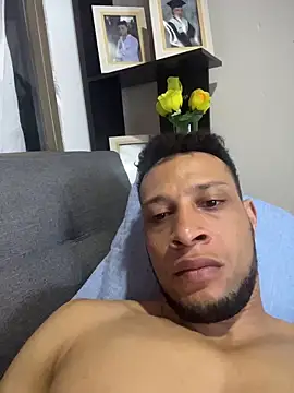 Ricardo9595 Webcamshow