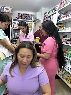 kandalove Adlı Modelin Canlı XXX Sohbeti