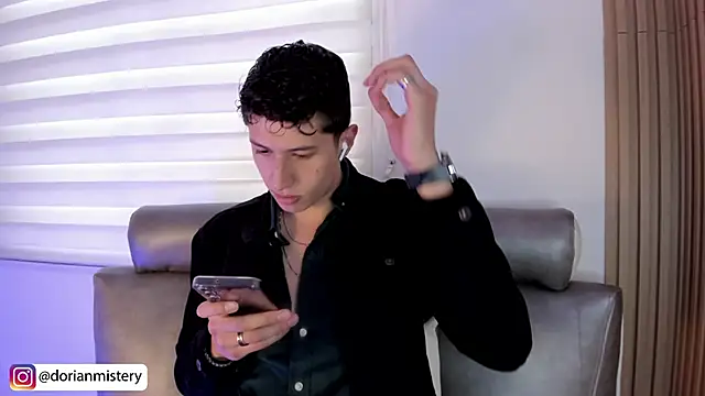 Dorianmistery2322_: онлайн-секс-чат